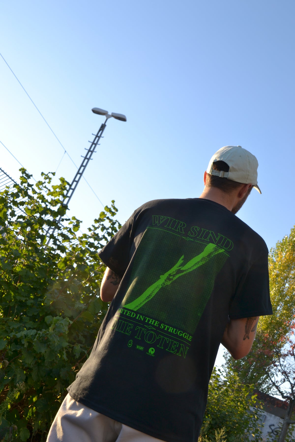 "WIR SIND DIE TOTEN " LONGSLEEVE